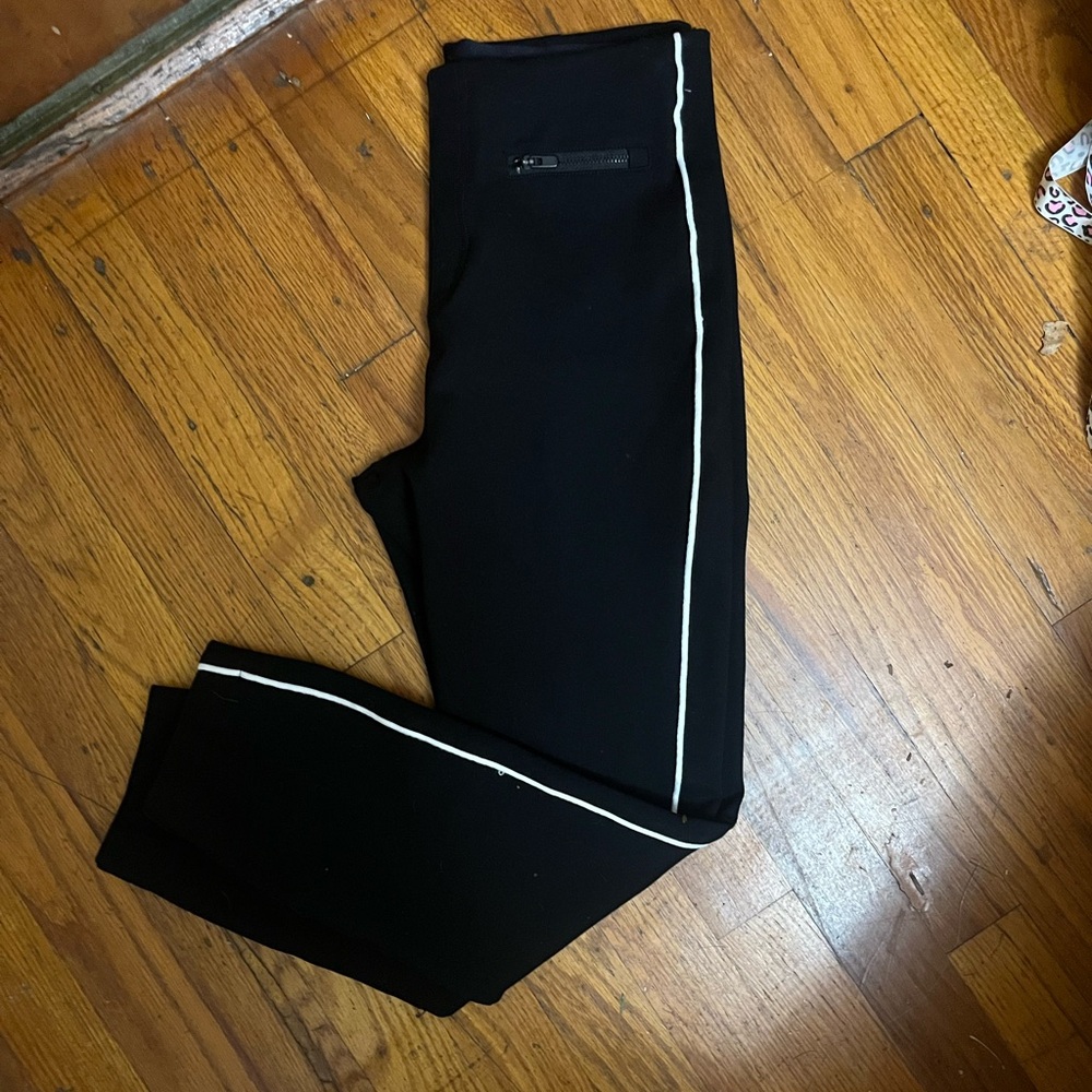 SPANX Black Pants with white trim with Red Tag Comfort fit SP. good condition